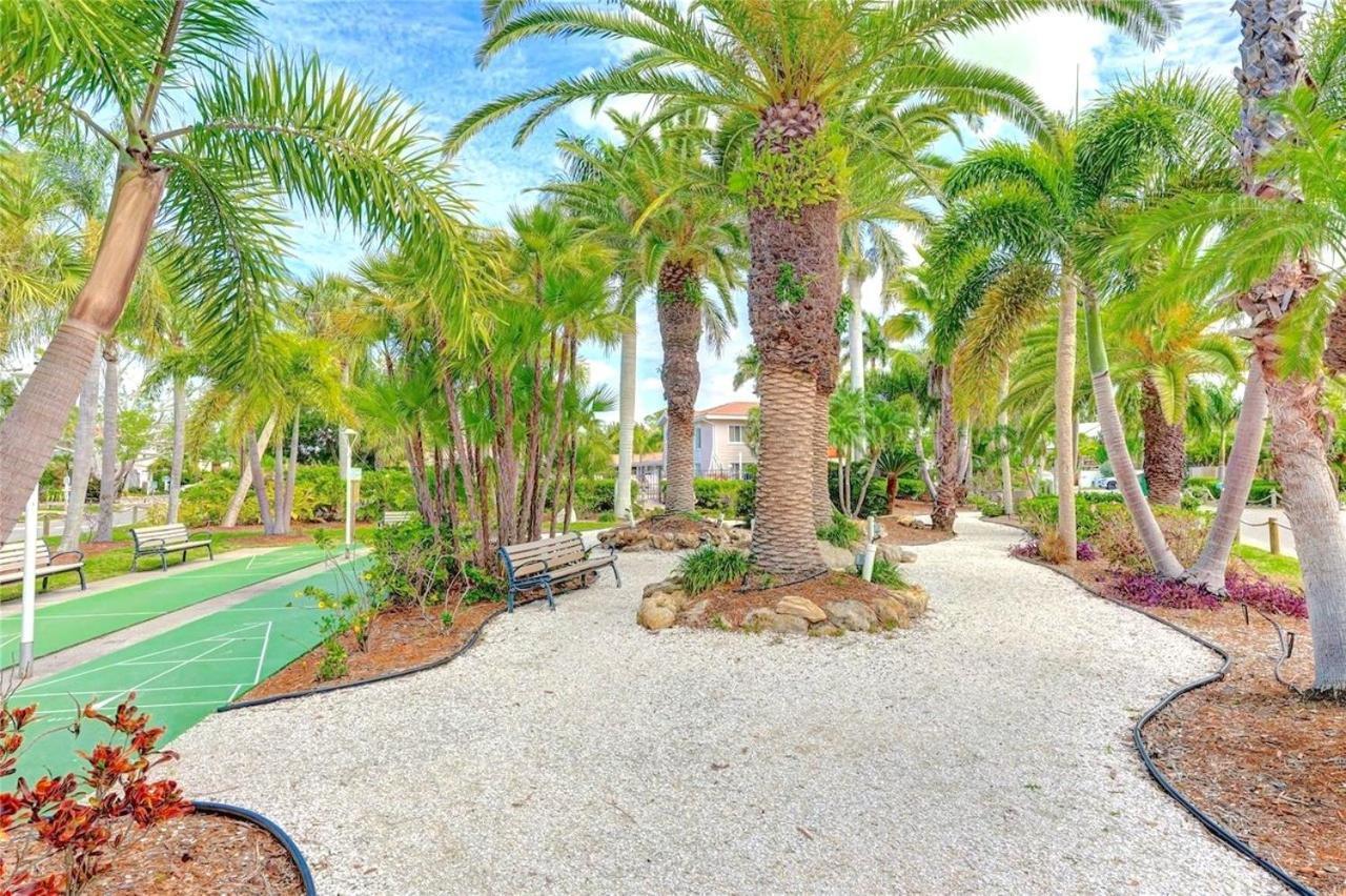 New Listing! Pool Jacuzzi, 3-Min To Beach Bars & Entertainment!. Villa Siesta Key Esterno foto