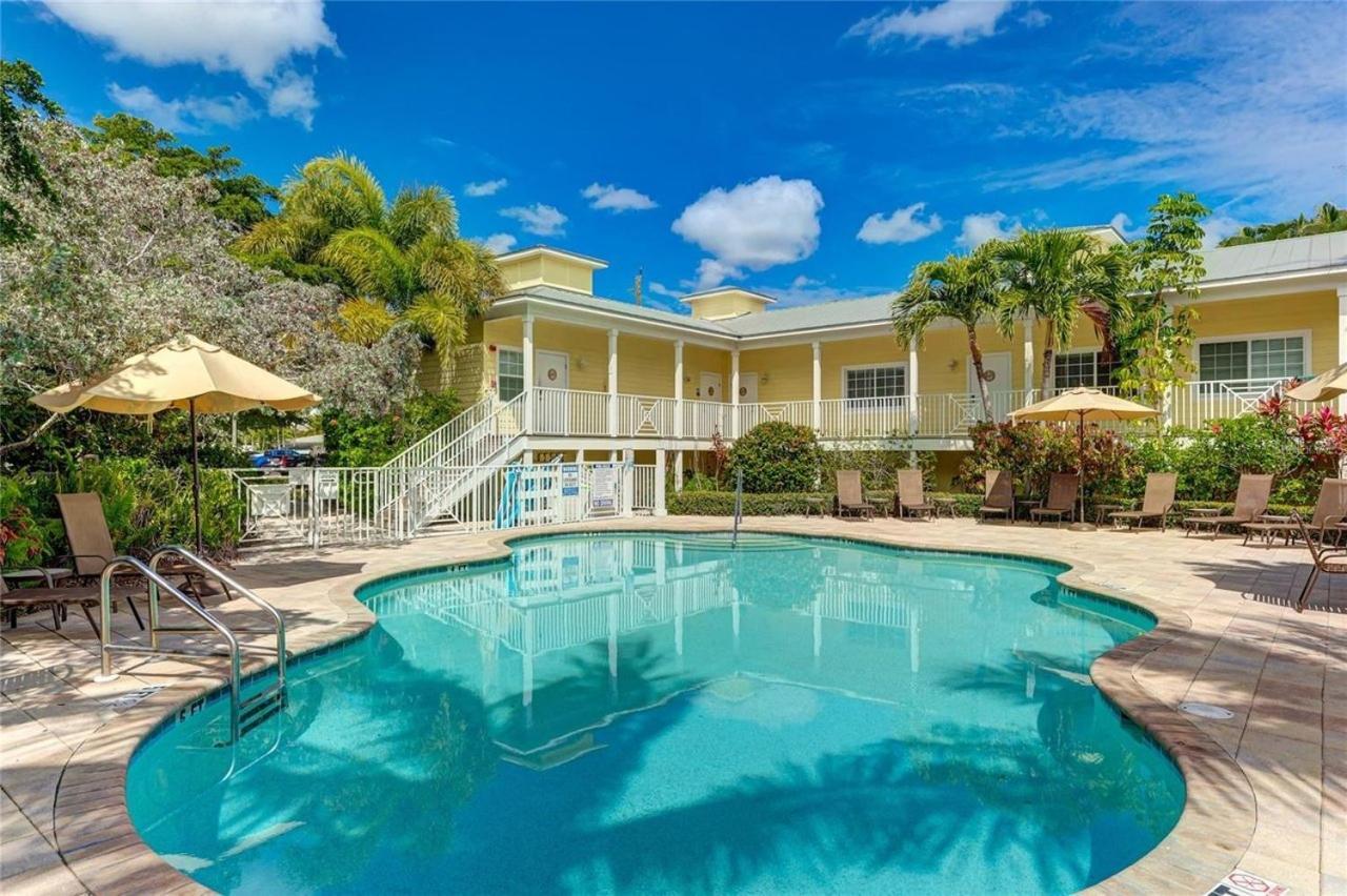 New Listing! Pool Jacuzzi, 3-Min To Beach Bars & Entertainment!. Villa Siesta Key Esterno foto